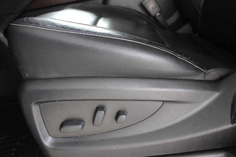 2020 GMC Yukon SLT - Photo 16 - Lexington, SC 29073