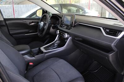 2021 Toyota RAV4 XLE   - Photo 30 - Lexington, SC 29073