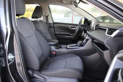 2021 Toyota RAV4 XLE   - Photo 29 - Lexington, SC 29073