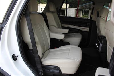 2021 Ford Expedition Platinum   - Photo 32 - Lexington, SC 29073