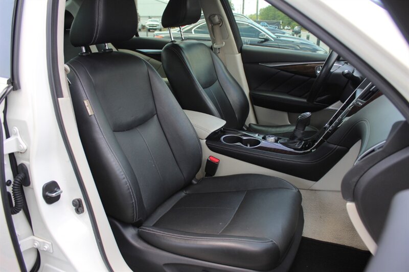 2018 INFINITI Q50 3.0T Luxe - Photo 33 - Lexington, SC 29073