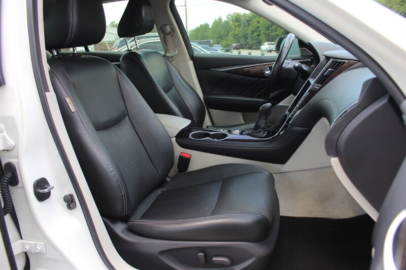 2018 INFINITI Q50 3.0T Luxe - Photo 30 - Lexington, SC 29073