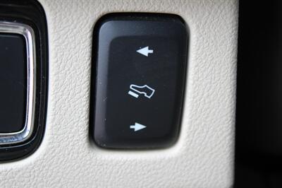 2018 Lincoln Navigator Premiere   - Photo 45 - Lexington, SC 29073