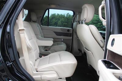 2018 Lincoln Navigator Premiere   - Photo 30 - Lexington, SC 29073