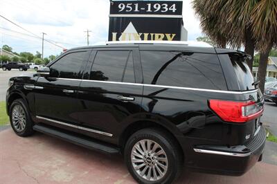 2018 Lincoln Navigator Premiere   - Photo 8 - Lexington, SC 29073