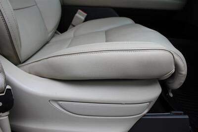 2018 Lincoln Navigator Premiere   - Photo 36 - Lexington, SC 29073