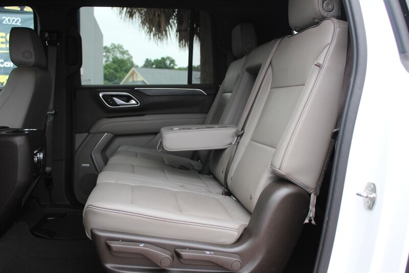 2021 GMC Yukon XL SLT - Photo 19 - Lexington, SC 29073