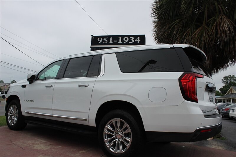 2021 GMC Yukon XL SLT - Photo 13 - Lexington, SC 29073