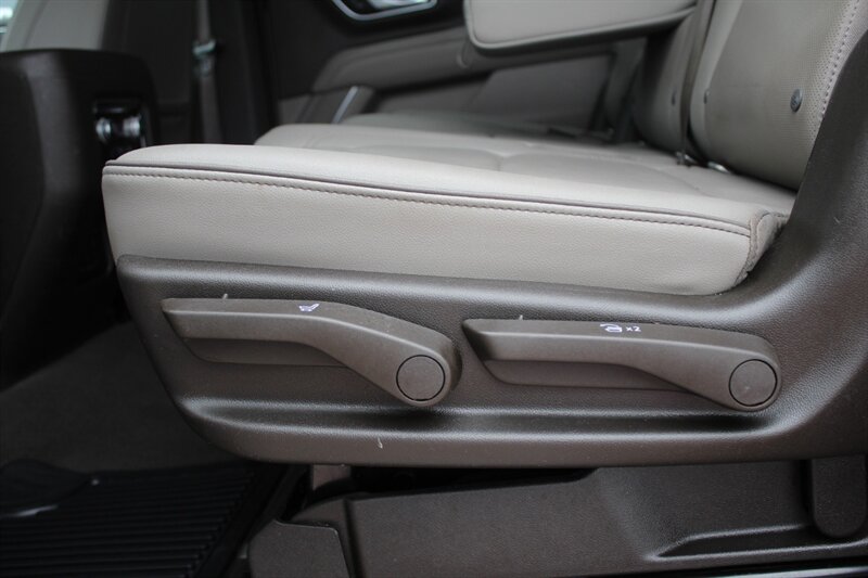 2021 GMC Yukon XL SLT - Photo 18 - Lexington, SC 29073