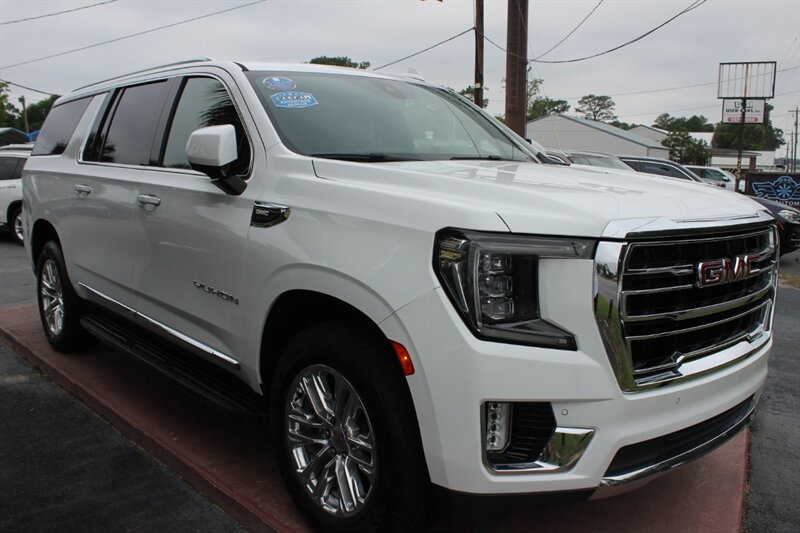 2021 GMC Yukon XL SLT - Photo 10 - Lexington, SC 29073