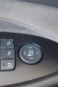 2020 Cadillac Escalade ESV Platinum   - Photo 47 - Lexington, SC 29073