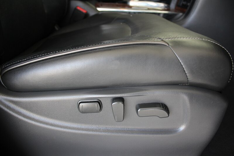 2018 INFINITI QX80 - Photo 25 - Lexington, SC 29073