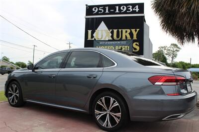 2022 Volkswagen Passat SE   - Photo 10 - Lexington, SC 29073