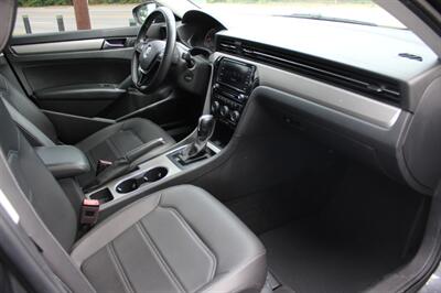 2022 Volkswagen Passat SE   - Photo 30 - Lexington, SC 29073