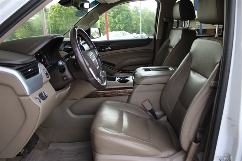 2020 GMC Yukon XL SLT - Photo 19 - Lexington, SC 29073