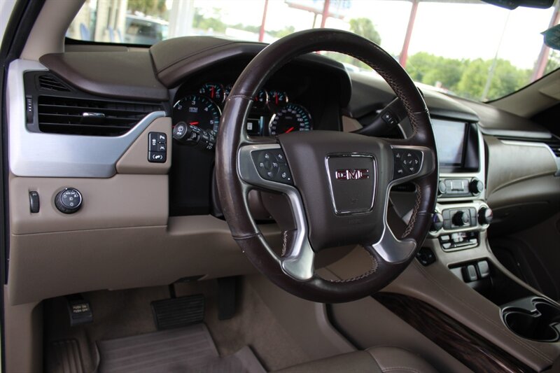 2020 GMC Yukon XL SLT - Photo 18 - Lexington, SC 29073