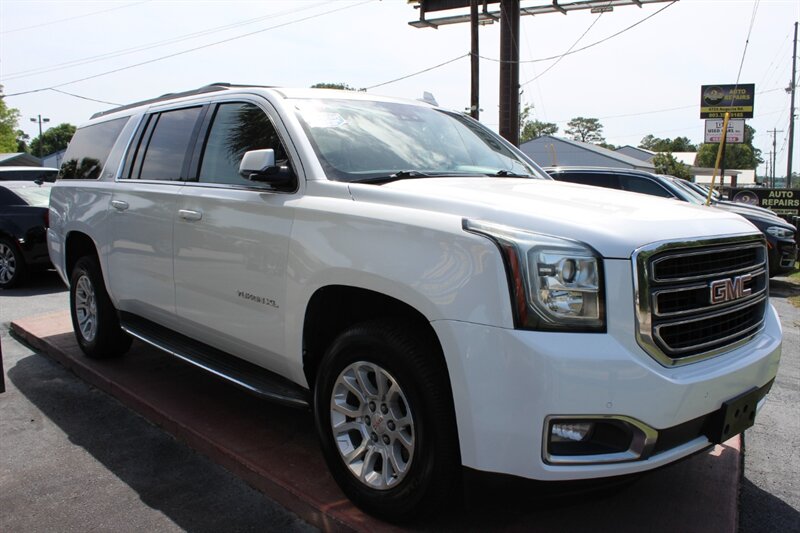 2020 GMC Yukon XL SLT - Photo 7 - Lexington, SC 29073