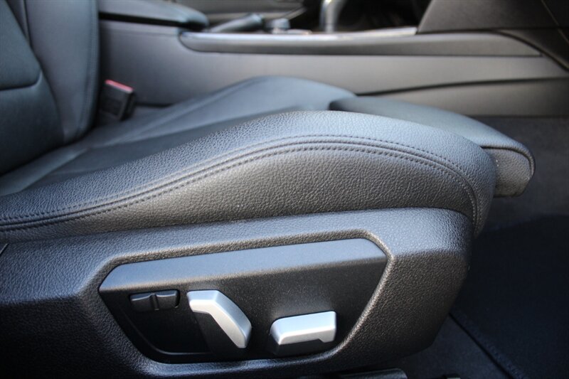 2017 BMW 330i - Photo 22 - Lexington, SC 29073