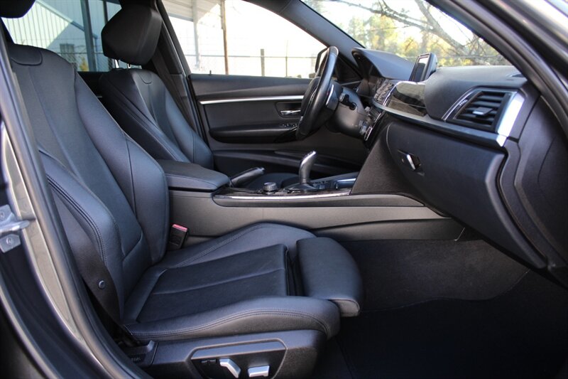 2017 BMW 330i - Photo 25 - Lexington, SC 29073