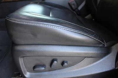 2019 Chevrolet Suburban LT   - Photo 14 - Lexington, SC 29073