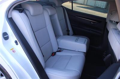 2016 Lexus ES 350   - Photo 27 - Lexington, SC 29073