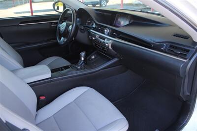 2016 Lexus ES 350   - Photo 31 - Lexington, SC 29073