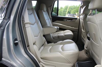 2019 Cadillac Escalade Premium Luxury   - Photo 33 - Lexington, SC 29073