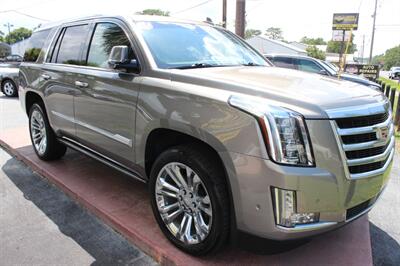 2019 Cadillac Escalade Premium Luxury   - Photo 11 - Lexington, SC 29073