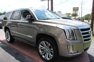 2019 Cadillac Escalade Premium Luxury   - Photo 10 - Lexington, SC 29073