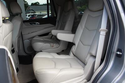 2019 Cadillac Escalade Premium Luxury   - Photo 24 - Lexington, SC 29073