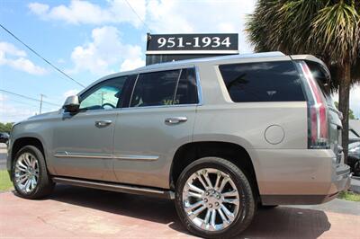 2019 Cadillac Escalade Premium Luxury   - Photo 13 - Lexington, SC 29073