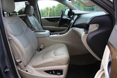 2019 Cadillac Escalade Premium Luxury   - Photo 40 - Lexington, SC 29073