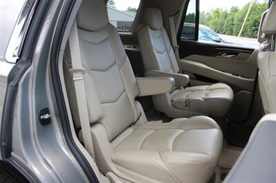 2019 Cadillac Escalade Premium Luxury   - Photo 34 - Lexington, SC 29073