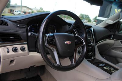2019 Cadillac Escalade Premium Luxury   - Photo 21 - Lexington, SC 29073