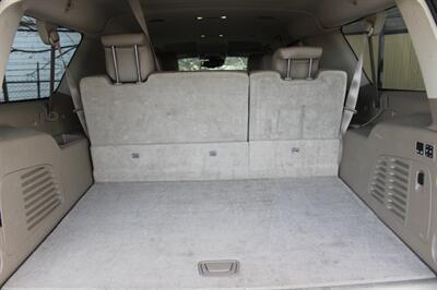 2017 Chevrolet Suburban LT   - Photo 21 - Lexington, SC 29073