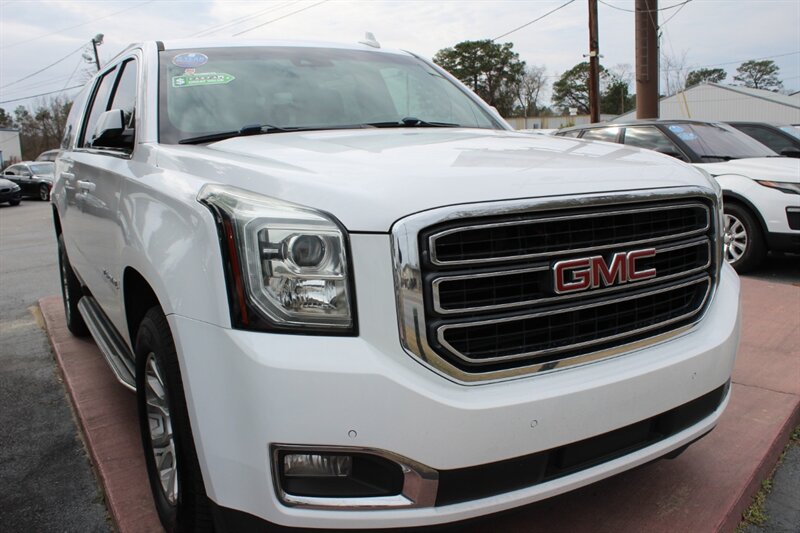 2019 GMC Yukon XL SLT - Photo 5 - Lexington, SC 29073