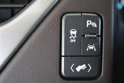 2020 Chevrolet Suburban LT   - Photo 34 - Lexington, SC 29073