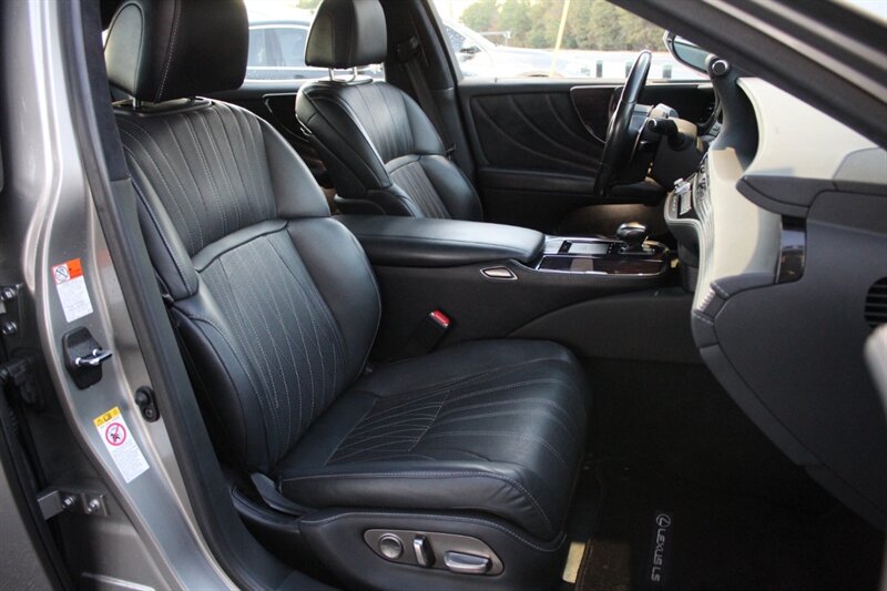 2018 Lexus LS 500 - Photo 31 - Lexington, SC 29073