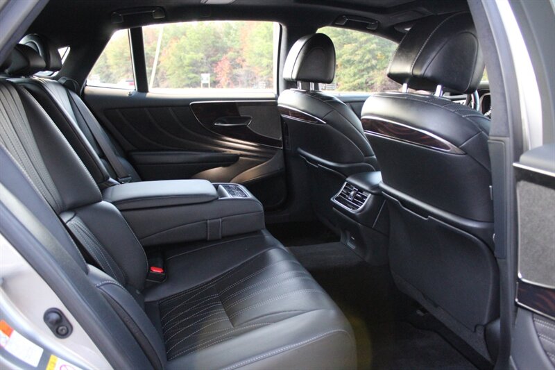 2018 Lexus LS 500 - Photo 25 - Lexington, SC 29073
