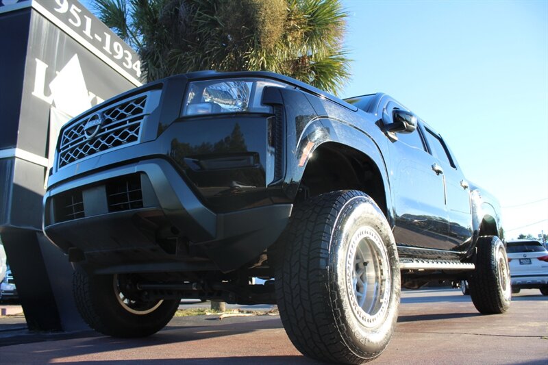 2022 Nissan Frontier SV - Photo 13 - Lexington, SC 29073