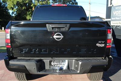 2022 Nissan Frontier SV - Photo 9 - Lexington, SC 29073