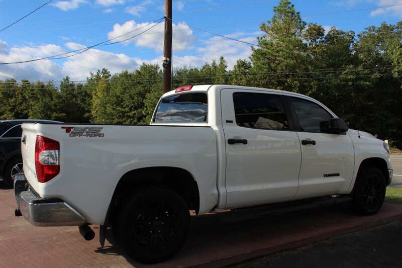 2019 Toyota Tundra SR5 - Photo 10 - Lexington, SC 29073
