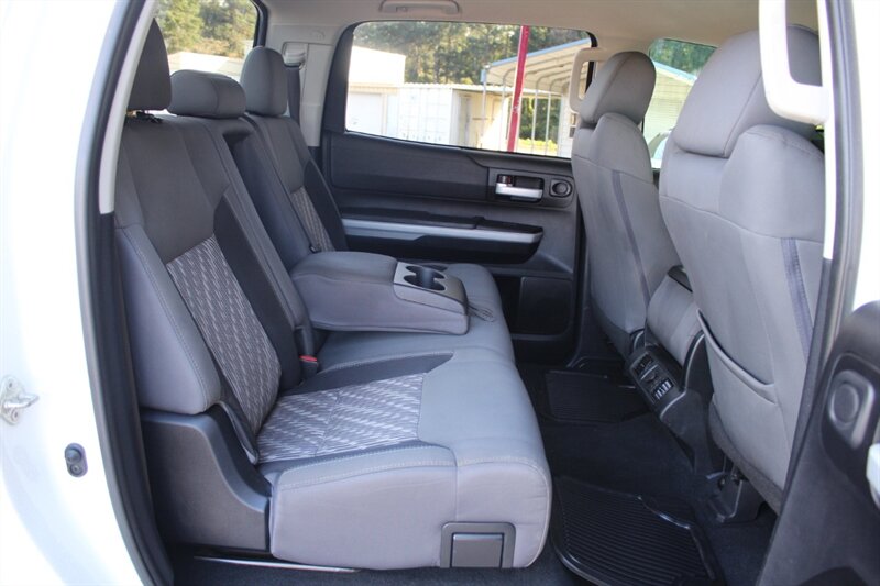 2019 Toyota Tundra SR5 - Photo 23 - Lexington, SC 29073