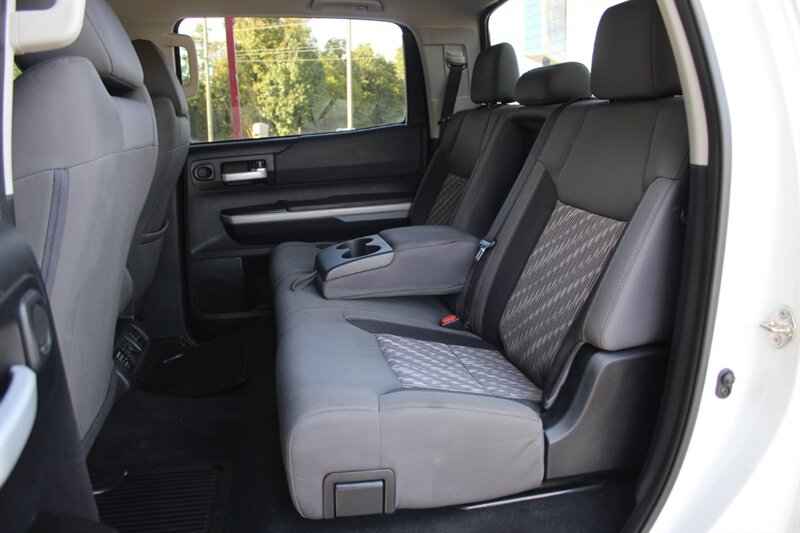 2019 Toyota Tundra SR5 - Photo 20 - Lexington, SC 29073