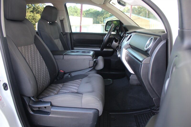 2019 Toyota Tundra SR5 - Photo 29 - Lexington, SC 29073