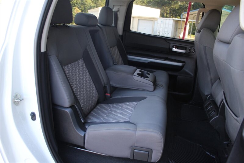 2019 Toyota Tundra SR5 - Photo 25 - Lexington, SC 29073