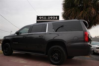 2017 Chevrolet Suburban LT   - Photo 15 - Lexington, SC 29073