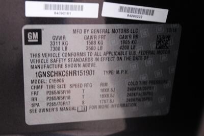 2017 Chevrolet Suburban LT   - Photo 40 - Lexington, SC 29073