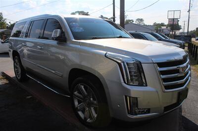 2019 Cadillac Escalade ESV Luxury   - Photo 10 - Lexington, SC 29073