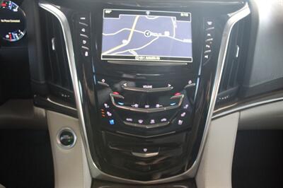 2019 Cadillac Escalade ESV Luxury   - Photo 46 - Lexington, SC 29073